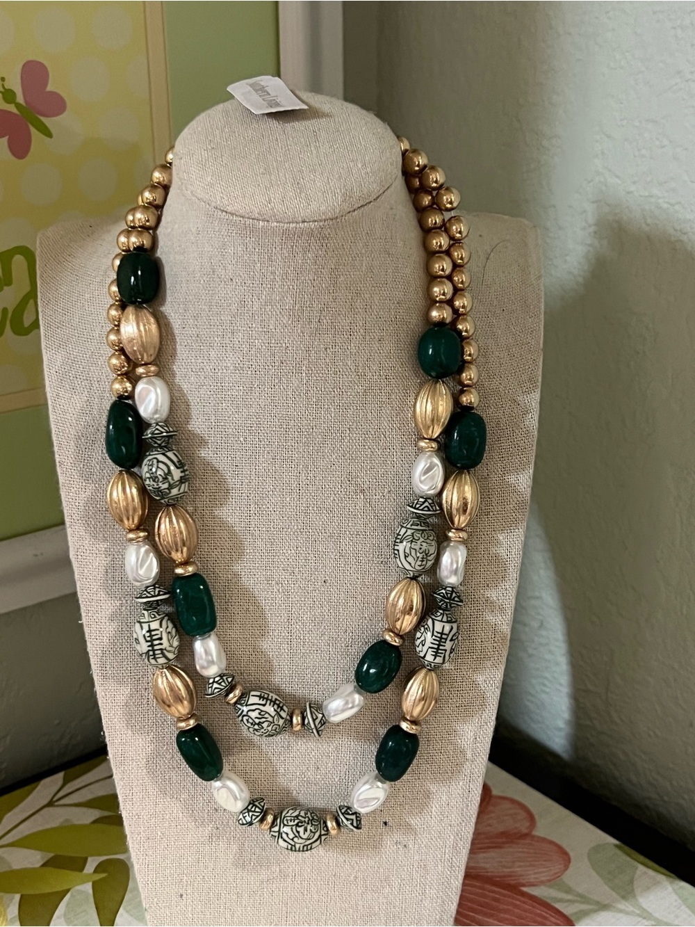 NWT Southern Living Layered Green, Gold and White Statement Necklace #JW7 - Picture 10 of 12